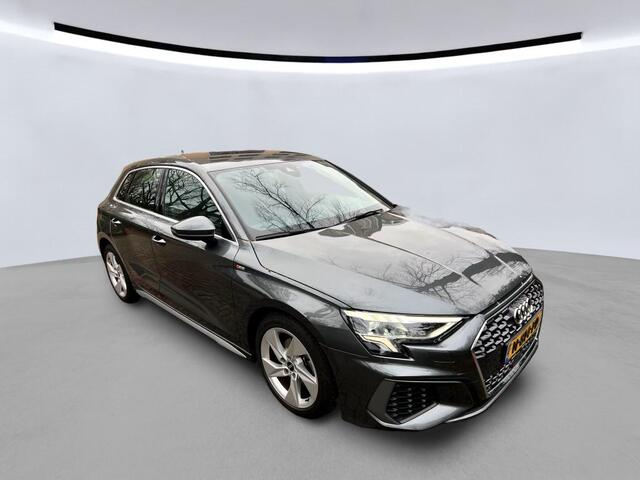 Audi A3 SPORTBACK 30 TFSI 110PK S edition / LED / Navigatie / Climate-control / Parkeersensoren achterzijde / 17'' LMV