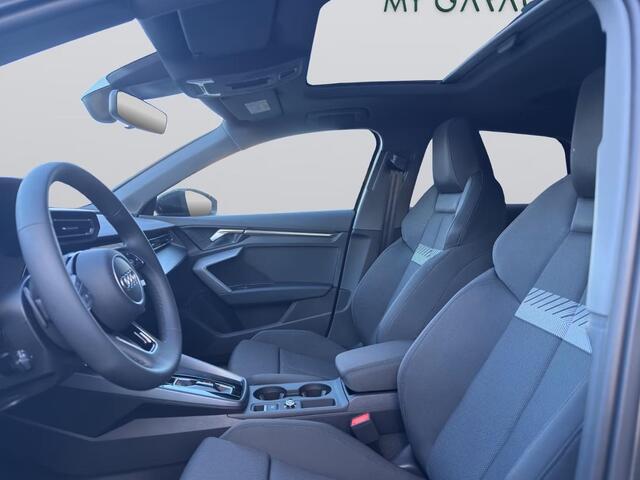 Audi A3 SPORTBACK 45 TFSI e S-LINE (200kW/272pk) ** LED, VIRTUAL, PANORAMA, ELECTR. BED. ST, PRIVACY, 18-inch ** UNFALLFREI - ¤ 14.300,= onder NP ** ** INFORMEER OOK NAAR ONZE AANTREKKELIJKE FINANCIAL-LEASE TARIEVEN **