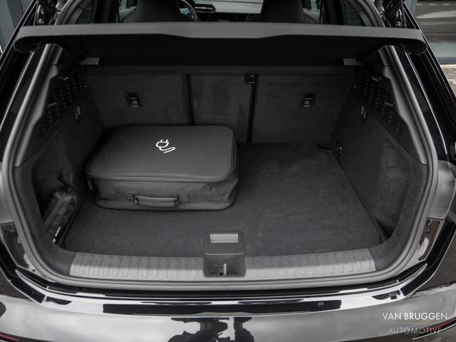 Audi A3 SPORTBACK 45 TFSI E S-Line Pano RS-Stoelen B&O Camera ACC