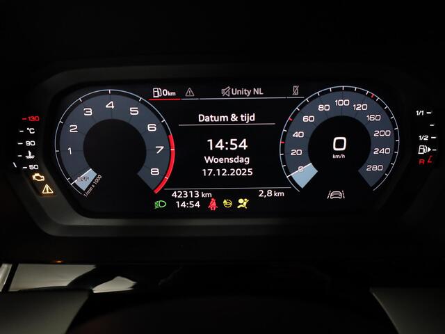 Audi A3 SPORTBACK 30 TFSI Pro Line 110 pk | Navigatie via App | Parkeersensoren achter | LED koplampen | Stoelverwarming |