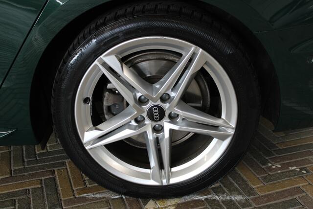Audi A4 Avant 40 TFSI quattro S-line | Incl. 12 maanden garantie | Adaptieve cruise control | Schuif/kantel dak | Climate control | 360° camera | Stoelverwarming | Bang & Olufsen audio | Elektrische kofferbakklep | 100% dealeronderhouden |