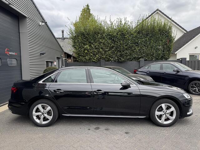 Audi A4 Limousine 35 TFSI S-Line | Navigatie | Digitale Dashboard | Matrix LED | DAB |