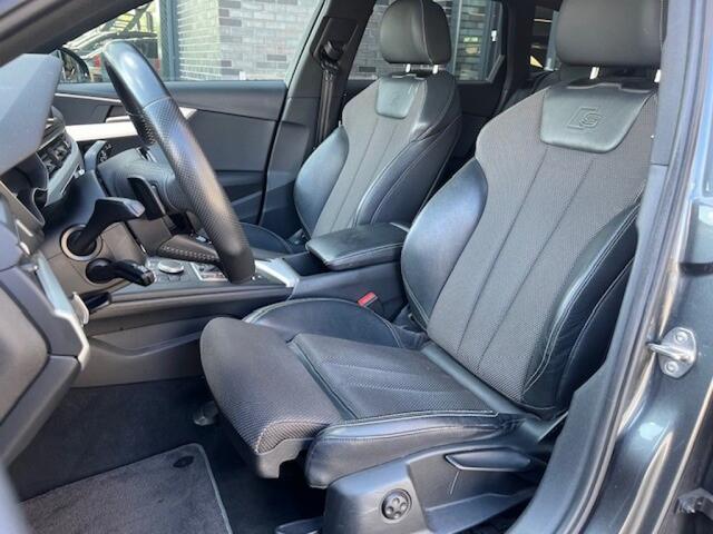 Audi A4 2.0 TFSI MHEV 190PK AVANT S-LINE - PANO - TREKH. - MATRIX