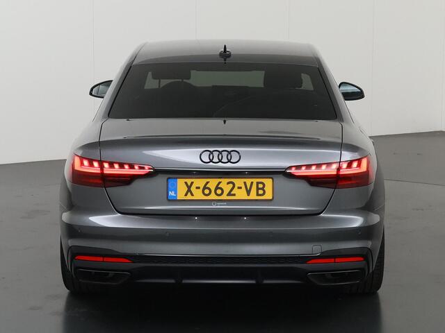 Audi A4 Limousine 35 TFSI S-Line Competition | Parkeercamera | Cruise Control Adaptief | Stoelverwarming | Navigatie | 18"| Dynamische LED verlichting |