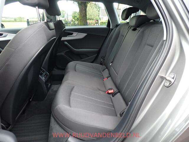 Audi A4 Avant 35TDI S-TRONIC CARPLAY / LED / CRUISE / ELEK.AKLEP
