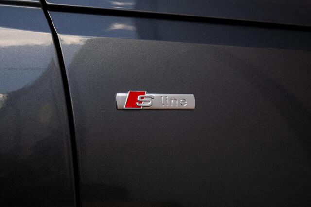 Audi A4 Avant 45 TFSI quattro edition one