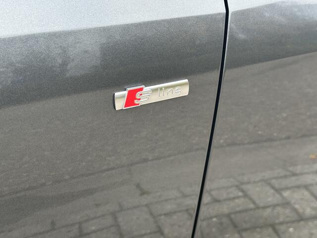 Audi A4 Limousine 40 TFSI quattro S edition LED | Navi | Carplay | Sfeerverlichting