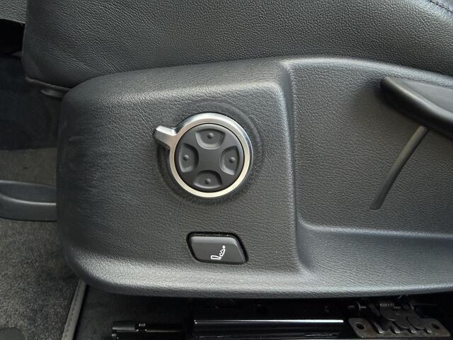 Audi A4 Avant 2.0 TFSI MHEV Sport S line edition 190PK ?B&O Sound ?Massagestoel Half Leder ?Full LED ?Navigatie ?Drive Select ?Bluetooth Telefoon & Media ?Climate ?Cruise ?Parkeersensoren ?Lichtmetaal 18" ?Trekhaak