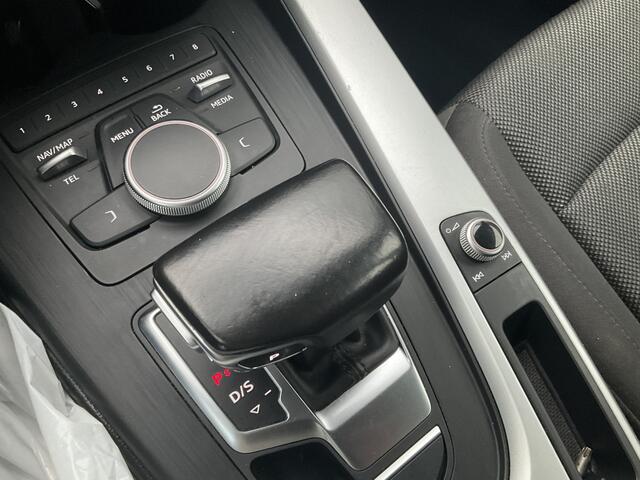 Audi A4 Avant 2.0 TDI 150pk ultra Sport Pro Line AudioNavi Trekhaak Orig.NL Voll.Onderhouden