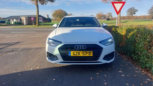 Audi A4 Avant 35 TFSI S edition CLIMA/NAVI/LED/AUTOMAAT BJ 2022