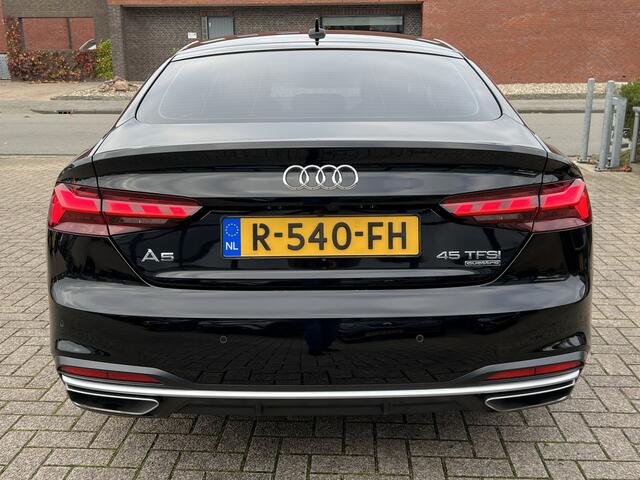 Audi A5 Sportback 45 TFSI 245 pk Quattro MHEV Sport Automaat Trekhaak Led Matrix Standkachel Stoelverwarming Sportstoelen Navi on Demand Carplay