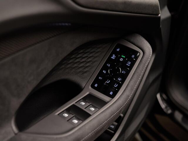 Audi A5 Avant E-Hybrid Quattro S Edition Competition, pano, tr.haak, 20", B&O, matrix-LED, memory, privacy