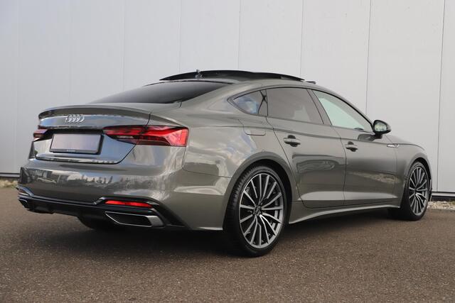 Audi A5 Sportback 35 TFSI S edition Competition Black Pack Panoramadak B&O Virtual LED Matrix Navigatie Achteruitrijcamera Carplay Half Leder Stoelverwarming NAP Dealer Onderhouden!