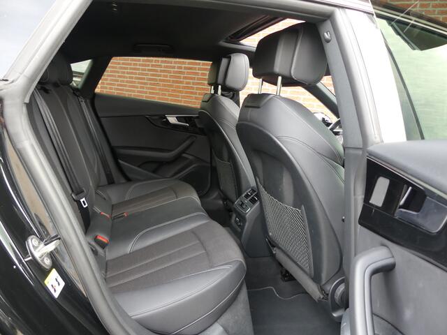 Audi A5 Sportback 35 TFSI S-Line / Panoramadak / 20 inch