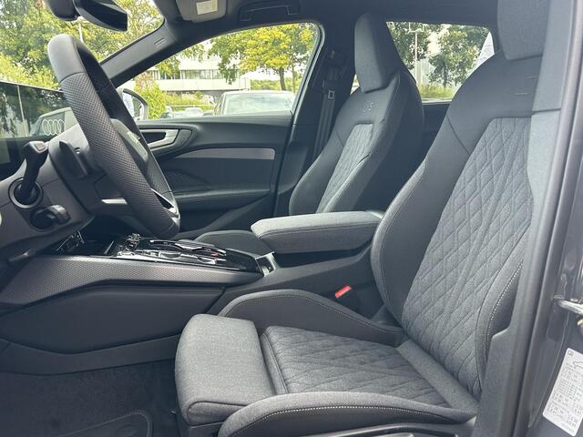 Audi A5 Avant Edition One (B10) 35 TFSI 110 kW / 150 pk Avant 7 FISCAAL ¤60.953,- | Sfeerverlichting | 360 Camera | Keyless Entry | Bij-rijdersscherm | Sportstoelen | Adaptieve Cruise Control | LED |