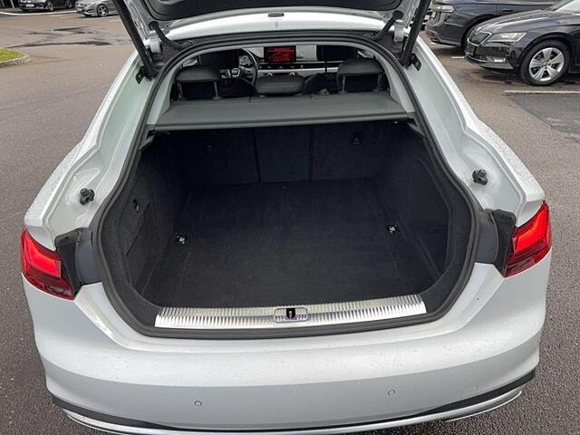 Audi A5 Sportback TFSI 150 kW S tronic Sportback 40 TFSI Prestige Plus S-Tronic Matrix Led ACC virtual cockpit plus Rijassistent-systeem Keyless-Go