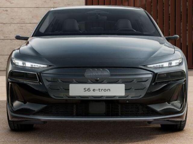 Audi A6 S6 e-tron S 370kW/503pk 100kWh Avant Elektr. aandr ijving quattro