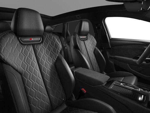 Audi A6 e-tron Avant 503pk Audi S6 e-tron Avant 503pk · Interieur Carbon · Panorama-glasdak · Sportstoelen plus Leder · B&O Premium 3D