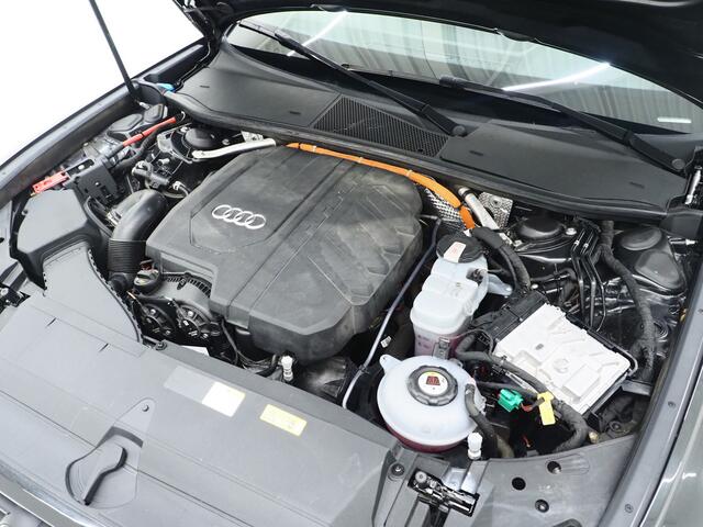 Audi A6 Avant 55 TFSI e quattro Competition | Panoramadak | RS Stoelen | B&O | Keyless | Virtual | Camera