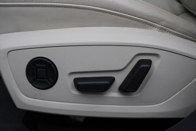 Audi A6 Avant 45 TFSI 245PK Quattro Panoramdak Leer Elekt.-Trekhaak .