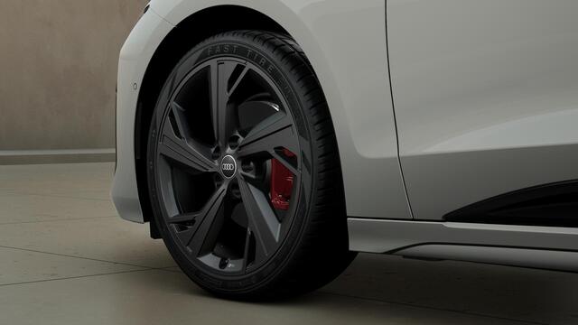 Audi A6 Avant e-tron S edition 83 kWh privacy glass, rood gespoten remzadels, LM velgen 21"