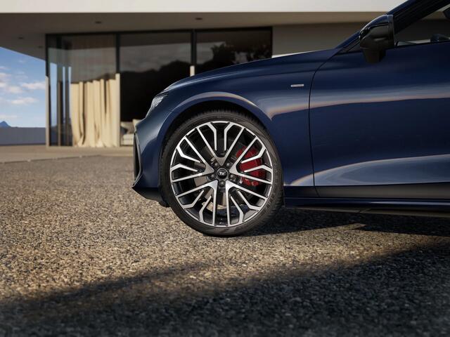 Audi A6 Avant E-Hybrid Quattro S Edition Competition, 21", pano, luchtv., tr.haak, OLED, B&O, luchtv., leder, carbon, 360 camera, memory, stl.ventilatie, HUD, privacy