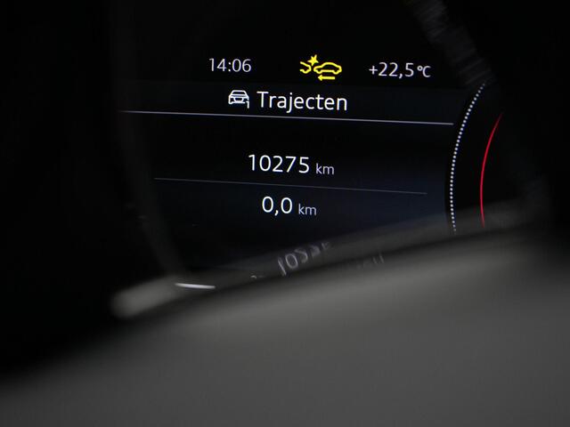 Audi A6 Avant e-tron S edition Performance 100 kWh / S-Line | Panoramadak | Luchtvering | Optiekpakket zwart-glanzend | Adaptieve rij-assistent plus | Remzadels rood | Privacy glas