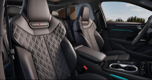 Audi A6 Avant 2.0 e-hybrid quattro S edition Competition 368 PK |Tech Pro|AWD Sturing|Trekhaak|B&O|