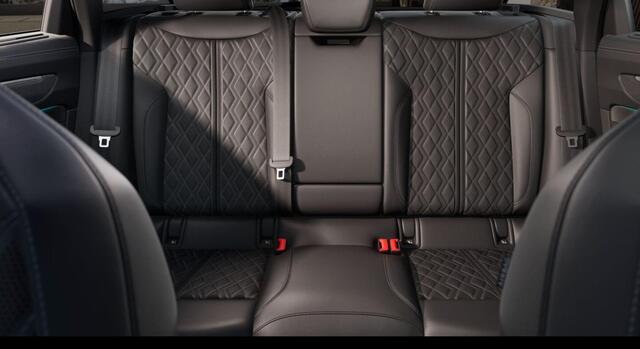 Audi A6 Avant 2.0 e-hybrid quattro S edition Competition 368 PK |Tech Pro|AWD Sturing|Trekhaak|B&O|