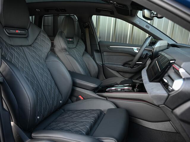 Audi A6 Avant 2.0 E-HYBRID QUATTRO S EDITION COMPETITION 270KW | 3X S-LINE | PANORAMADAK | MEMORY SEATS | S-SEATS | ADAPTIVE CRUISE | B&O SOUND SYSTEM | MASSAGE | STOELVERKOELING EN -VERWARMING | 360 CAMERA | SOFT CLOSE | HEAD-UP | ALCANTARA | AMBIANCE VERLICHTIN