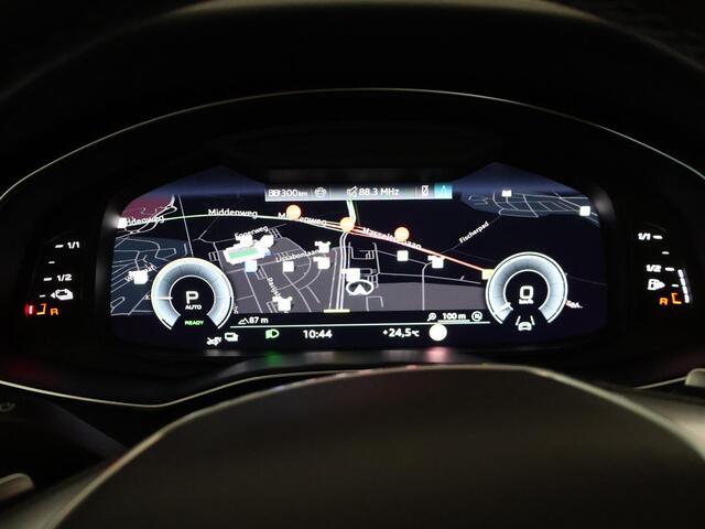 Audi A6 Avant 55 TFSI e quattro S edition Competition | 367 PK | SoH 91% | Trekhaak | Panoramadak | Head-up Display |