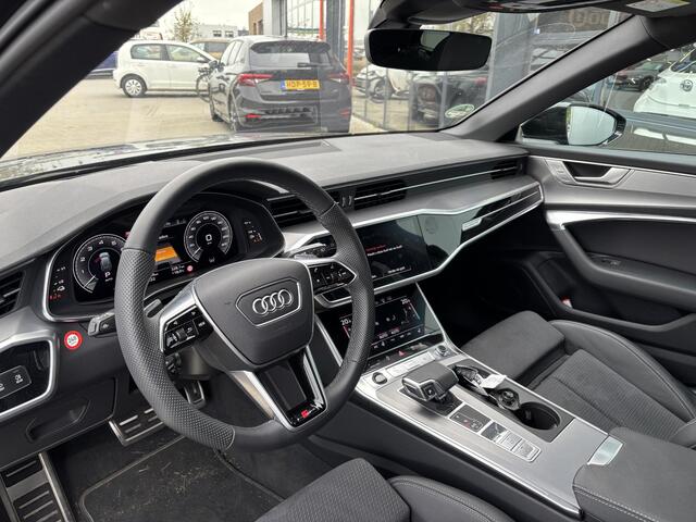 Audi A6 Avant 55 TFSi e 367 Pk quattro S-Line Competition Automaat | 360° Camera | Trekhaak | Panoramadak | Carplay | Full LED | Head Up | Stoel Verwarming | 21 Inch | 15.354 Km!!