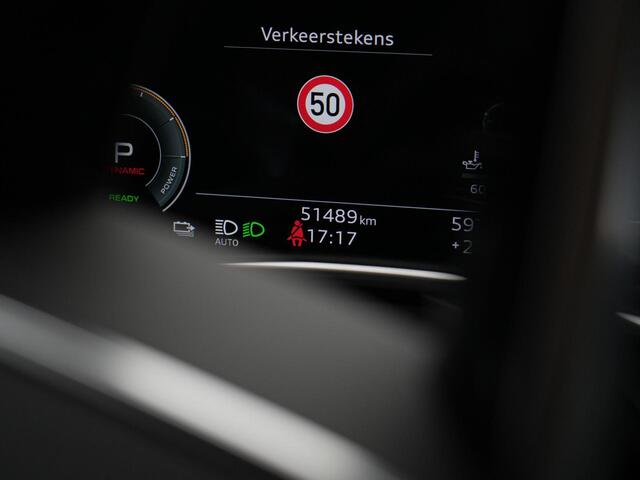 Audi A6 Avant 55 TFSI e 367 Competition / S-Line | Audi Exclusive Kleur | Panoramadak | Sportstoelen plus | Adaptief onderstel | Valcona leder | Bang & Olufsen | Head-Up Display | Rondomzicht camera