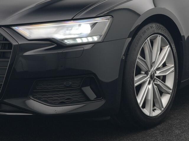 Audi A6 Limousine 50 TFSI e quattro 2X S Line Plug In Hybrid 299pk Dealer O.H PHEV | Panodak | Trekhaak Af Fabriek | Head Up | Apple Carplay | Lederen Sportstoelen Verwarmd | Keyless | Cruise Control | Virtual | Navigatie | DAB |