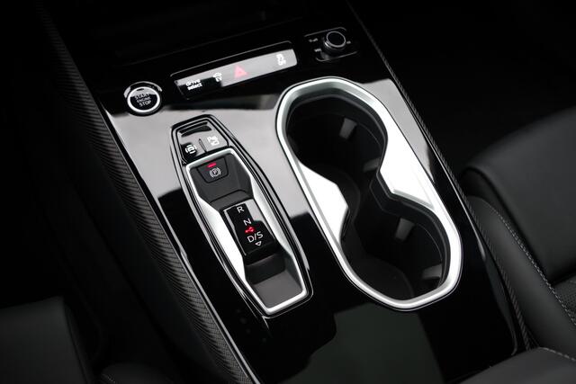 Audi A6 Avant 2.0 e-Hybrid Plug-In Quattro S Edition Competition 367 PK, Luchtvering, Trekhaak, Panoramadak