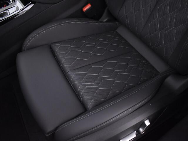 Audi A6 Avant e-tron S edition 367 PK · Tech pro · Panorama-glasdak · Sportstoel plus leder zwart · Stoelmassage + ventilatie