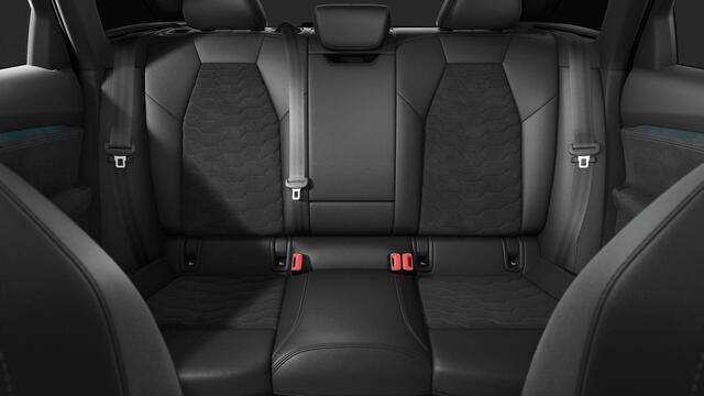 Audi A6 Avant e-tron S edition performance 100 kWh | Digitale spiegels | Pano | Headup | B&O | Bijrijdersscherm | Carplay |