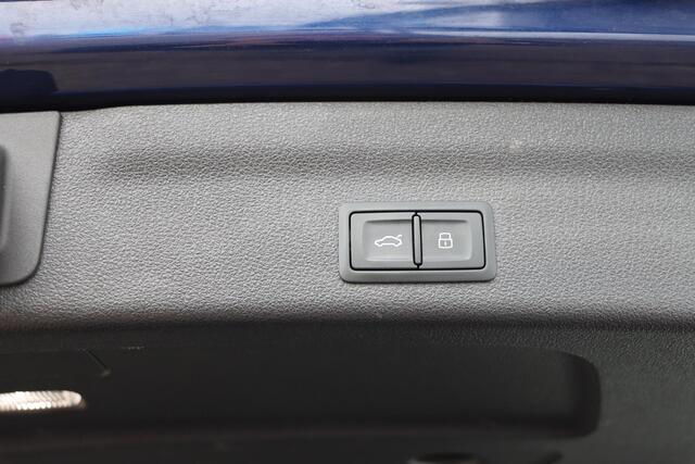 Audi A6 Avant 55 TFSI e Quattro S Edition Competition 367pk S-Tronic