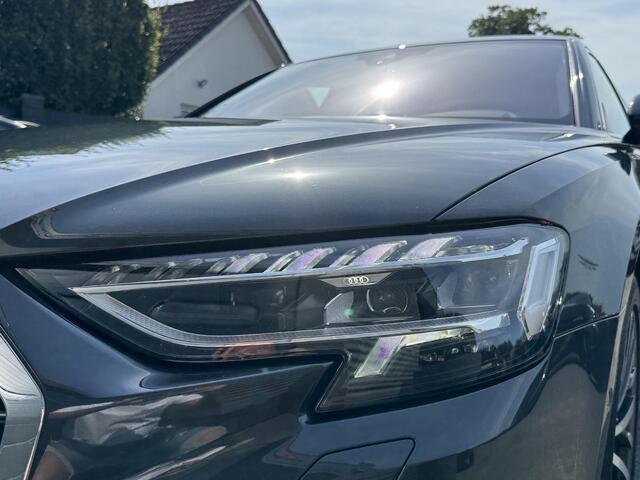 Audi A8 60 TFSI e quattro Lang S-Line | 360* Camera | Bang&Olufsen | Carbon | Stoelventilatie/Verwarming |