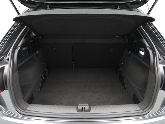 Audi Q2 35 TFSI S Edition Active info display Navigatie 73