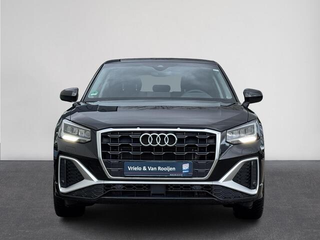 Audi Q2 35 TFSI S Edition | Camera | ACC | Navi | Extra getint glas | LM velgen | Verwarmde voorstoelen | LED - Kop / Achterlichten ( Vestiging - Nieuwegein )
