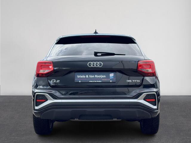 Audi Q2 35 TFSI S Edition | Camera | ACC | Navi | Extra getint glas | LM velgen | Verwarmde voorstoelen | LED - Kop / Achterlichten ( Vestiging - Nieuwegein )