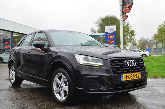 Audi Q2 30 TFSI epic Spoorwisselassistent Carplay Climatronic Led Koplampen