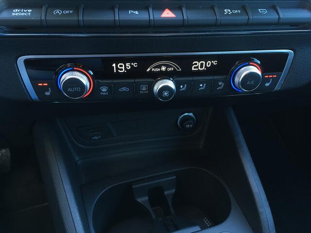 Audi Q2 35 TFSI S-line Camera trekhaak