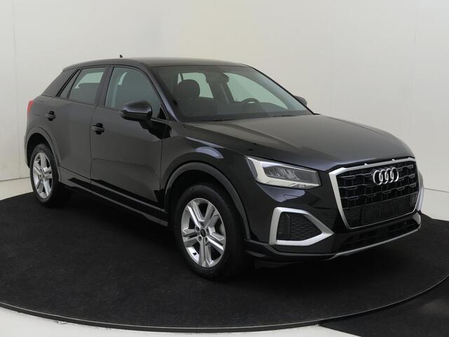 Audi Q2 30 TFSI Advanced edition | Stoelverwarming | CarPlay | Adaptieve cruise control | Achteruitrijcamera | Parkeersensoren | Elektrisch inklapbare buitenspiegels |