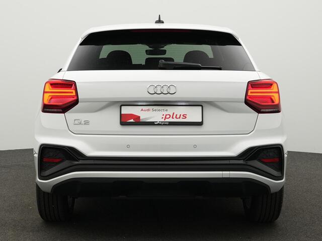 Audi Q2 S Edition 35 TFSI 150 pk S-tronic / S-Line | Matrix LED | Sportonderstel | Parkeersensoren achter | Virtual Cockpit