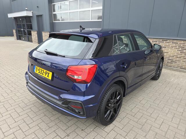 Audi Q2 35 TFSI S Edition 19 INCH,Camera,keyless entry,Leer.
