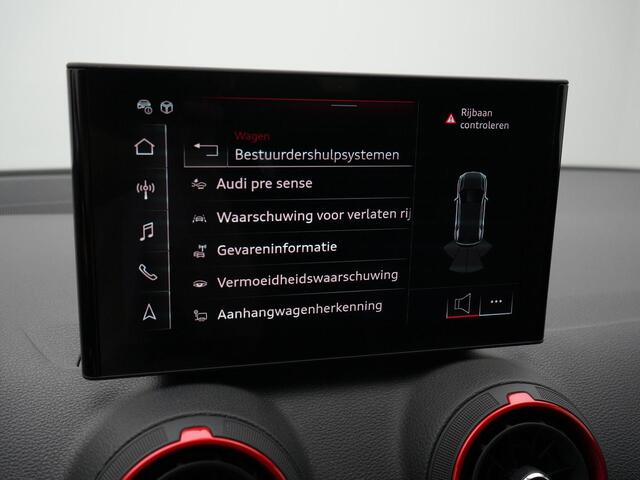 Audi Q2 35 TFSI 150 pk S-tronic S Edition / S-Line | Trekhaak | Fijnnappa leder | Matrix LED | Sonos | Navigatie | Stoelverwarming | Adaptive Cruise | Virtual Cockpit