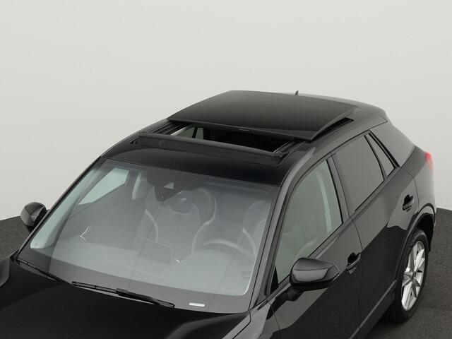 Audi Q2 35 TFSI 150 pk S-tronic S Edition / S-Line | Panoramadak | Matrix LED | Achteruitrijcamera | Navigatie | Stoelverwarming