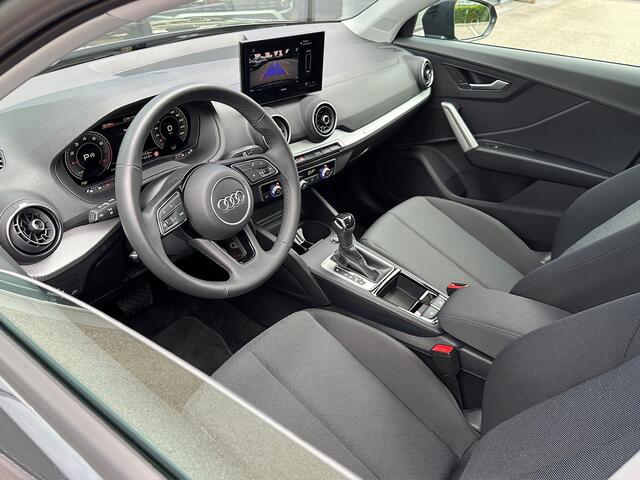 Audi Q2 35 TFSI 150pk S-tronic Advanced | Vernieuwd dashboard | Camera | Carplay | Adapt. Cruise | Rijklaar incl. garantie